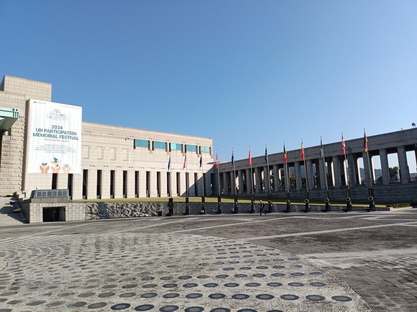 IMG20241024092607 - 2 Muzeul Razboiului - Zona demilitarizata - Lotte World Tower