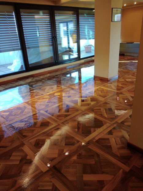  - 2024 Parchet Raschetat