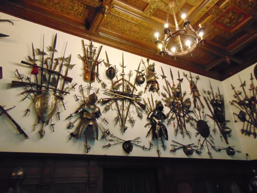  - CASTELUL PELES