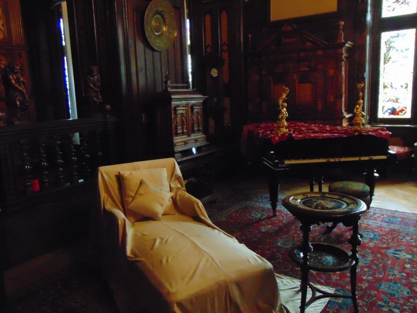  - CASTELUL PELES
