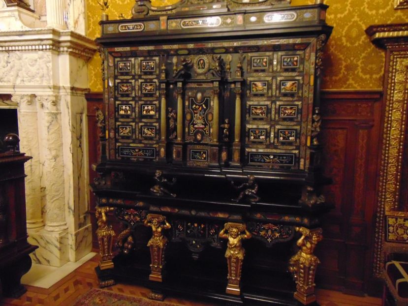  - CASTELUL PELES