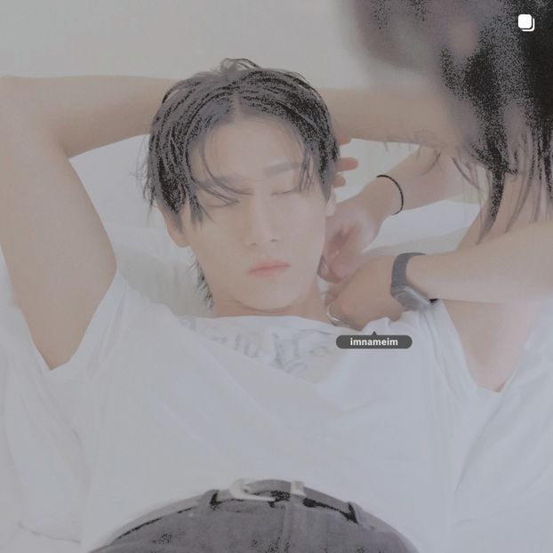 11.11.⠀⠀⠀ ✦ ꯭໋ 熱 t̟e̟n̟d̟e̟r̟♡uoᴉʇɔǝɟɟɐ. ̵ׄ ❵ - Mirrored Blind Playin