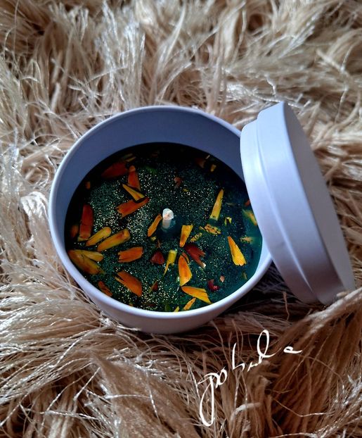  - AA Lumânari parfumate