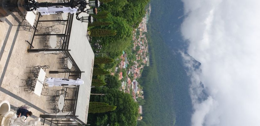  - CASTELUL CANTACUZINO