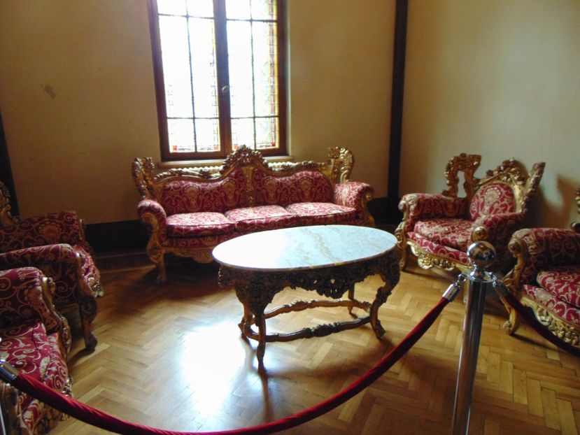  - CASTELUL CANTACUZINO