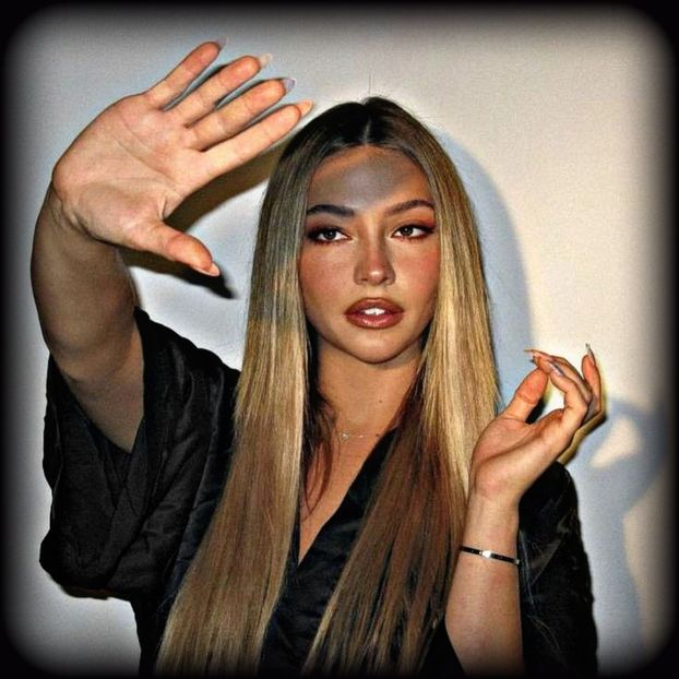 ♡ Day 02 ; 16.11.2024 - Birds of a Feather - STREAK