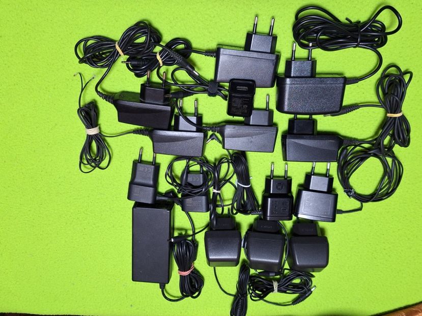  - Alimentatoare modele