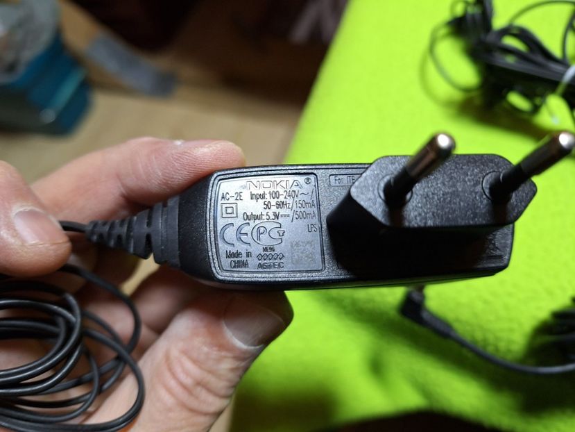  - Alimentatoare modele