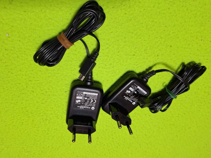  - Alimentatoare modele