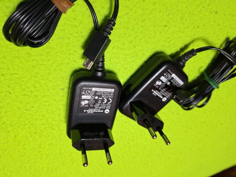  - Alimentatoare modele