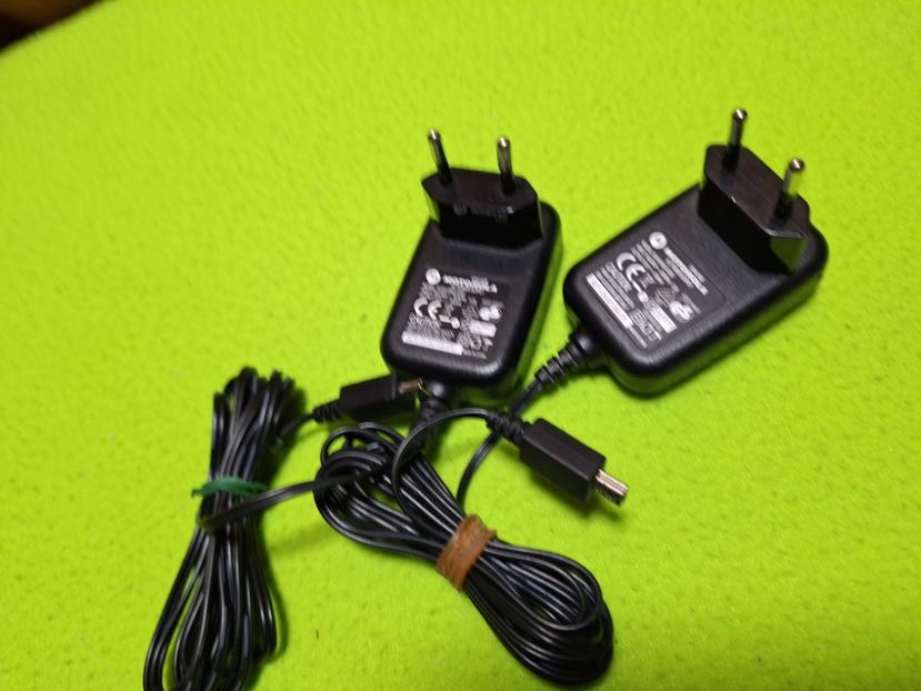  - Alimentatoare modele