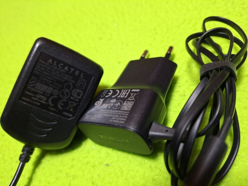  - Alimentatoare modele