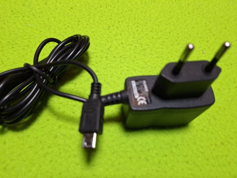  - Alimentatoare modele