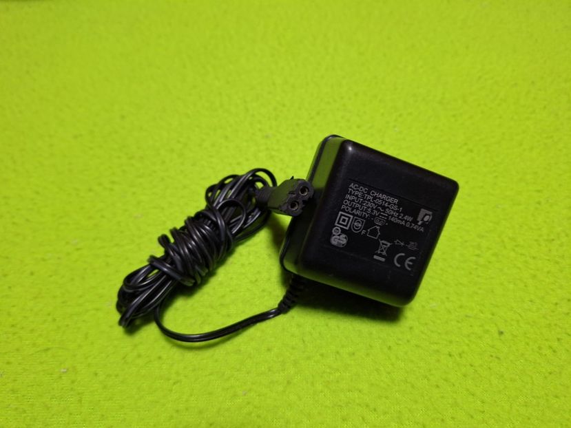  - Alimentatoare modele