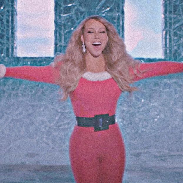 • Day 09 x 22.11.2024 w/ defrosting Mariah Carey xD; - 0- All I want for Christmas is you x CHL