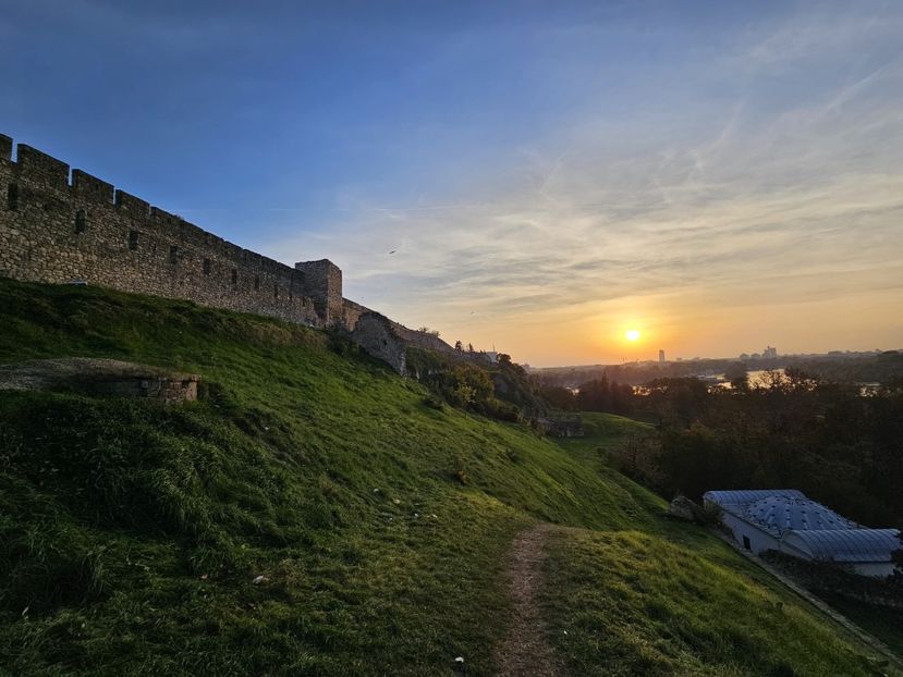 098c4e23-a6fd-452f-8a8c-5d0eceb04740-1_all_4656 - Belgrad