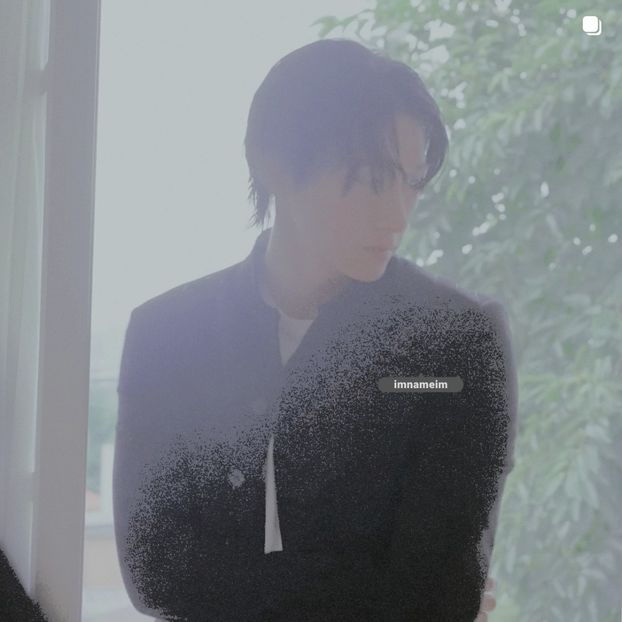 05.12.⠀⠀⠀ ✦ ꯭໋ 熱 t̟e̟n̟d̟e̟r̟♡uoᴉʇɔǝɟɟɐ. ̵ׄ ❵ - Mirrored Blind Playin