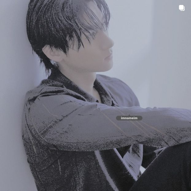 08.12.⠀⠀⠀ ✦ ꯭໋ 熱 t̟e̟n̟d̟e̟r̟♡uoᴉʇɔǝɟɟɐ. ̵ׄ ❵ - Mirrored Blind Playin