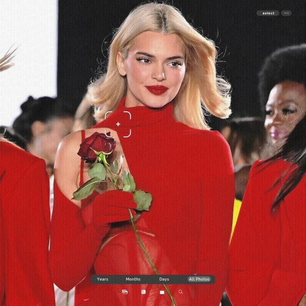 ،10.12 Ꜥℐẹṇṇẹṛ on ²³⳽ep in Paris, France; at the L’Oréal Paris Fashion Show. - a universe of exploding stars