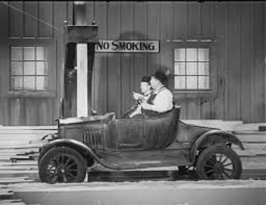 Busy Bodies - 1933 - Busy Bodies