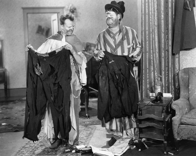 Helpmates - 1932 - Helpmates