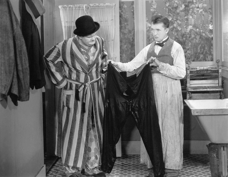 Helpmates - 1932 - Helpmates