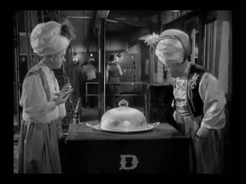 A Haunting We Will Go - 1942 - A Haunting We Will Go