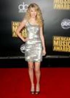 imagesCAZBK6T3 - tAyLoR SwIfT