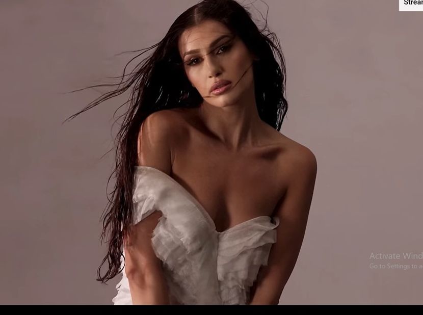 bandicam 2024-12-20 13-36-17-986 - 001 Alina f