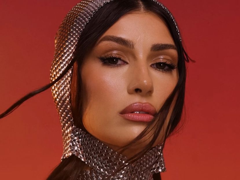 screenshot_18 - 001 Alina f