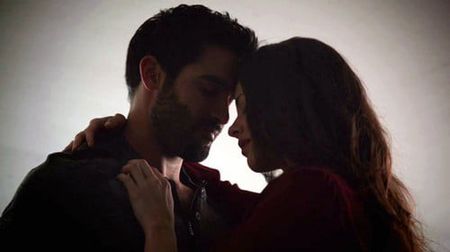 Cristina: Ce ma bucur ca tu nu esti ca ei... ; Derek: Si eu..si eu ma bucur, tu m-ai schimbat in - episodul 86