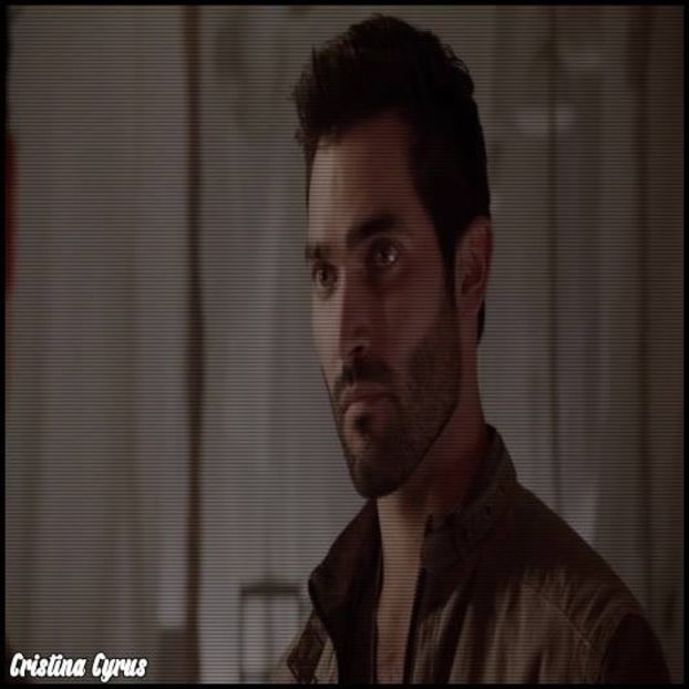 Bravo *il bate pe umar*Te-am invatat bine. Apropo, pana sa pleci cu ea in Caraibe..noi doi trb sa - episodul 86