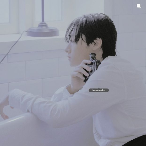 24.12.⠀⠀⠀ ✦ ꯭໋ 熱 t̟e̟n̟d̟e̟r̟♡uoᴉʇɔǝɟɟɐ. ̵ׄ ❵ - Mirrored Blind Playin