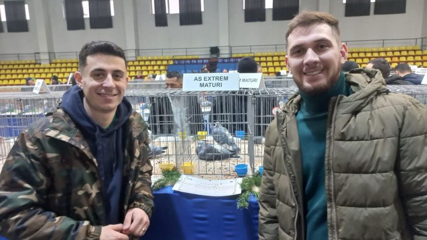 IMG-20241221-WA0054 - 21-12-2024-EXPOZITIE PROVINCIALA OLTENIA-MUNTENIA-COLUMBA CARACAL