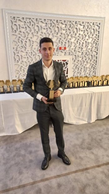 IMG-20241221-WA0071 - 21-12-2024-EXPOZITIE PROVINCIALA OLTENIA-MUNTENIA-COLUMBA CARACAL