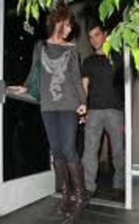 imagesCA9MDUSZ - tAyLoR SwIfT