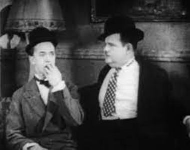 Leave Em Laughing - 1928 - Leave Em Laughing