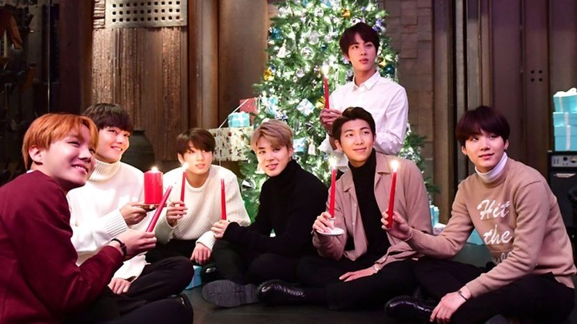  - - 6 - Hello BTS !