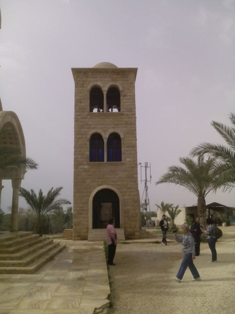 Clopotnița bisericii Sf Ioan Botezătorul - Iordania