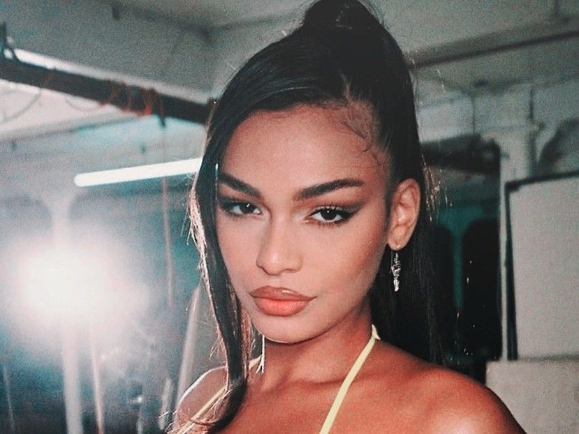 ⁶　.͜͡Raquel daLuzSọạ̣reṣ̣¹⁸ ♥͜͡based ᴵᴺPraia. - Bold and beautiful