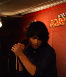 11077726_gal