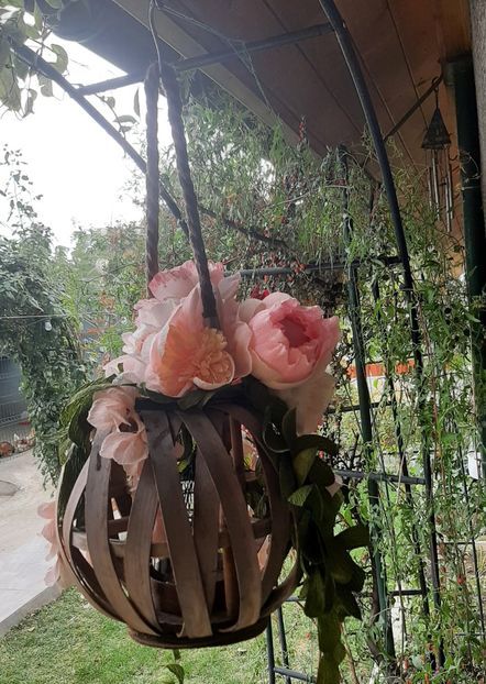  - Decorațiuni gradina mea