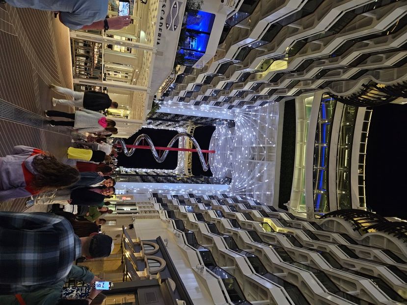 - Croaziera World Europa 5