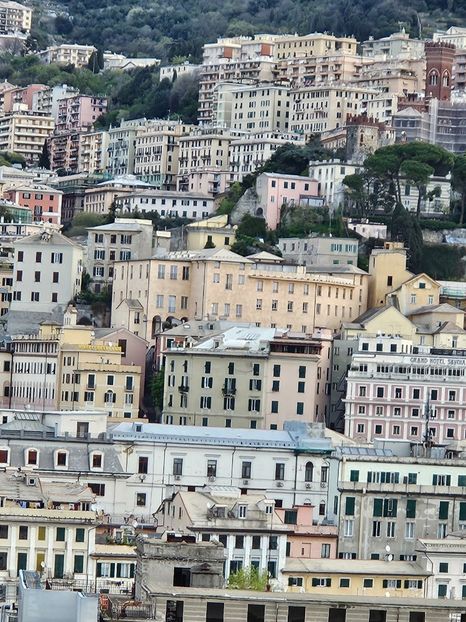 - Croaziera World Europa 9