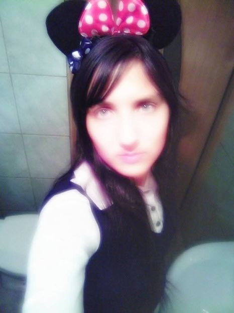  - Vio Kiss