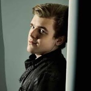 Jasper. - Alege baiatul preferat din Pustiul Pericol