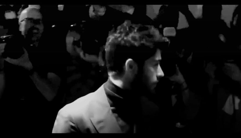 ⸺⸺⸺⸺⸺⸺⸺⸺⸺⸺ - Beautiful Insanity Like Our Movie