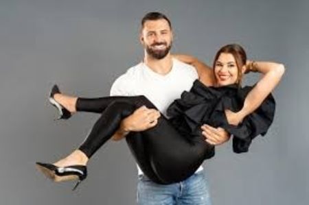 Cuplurile sezonului 2: - Alege cuplul preferat din Power Couple