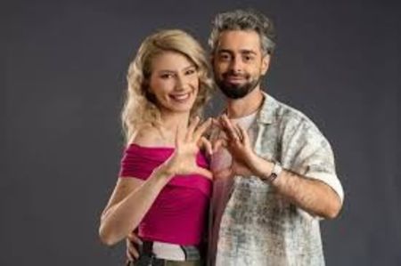  - Alege cuplul preferat din Power Couple