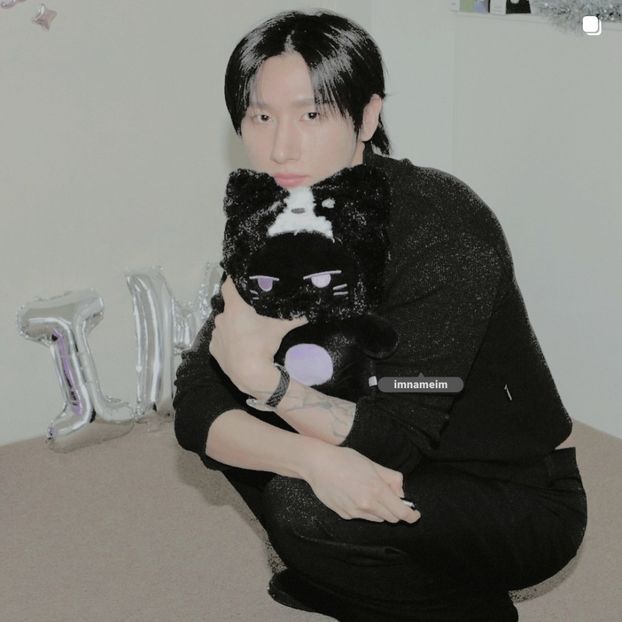 08.02.⠀⠀⠀ ✦ ꯭໋ 熱 t̟e̟n̟d̟e̟r̟♡uoᴉʇɔǝɟɟɐ. ̵ׄ ❵ - Mirrored Blind Playin